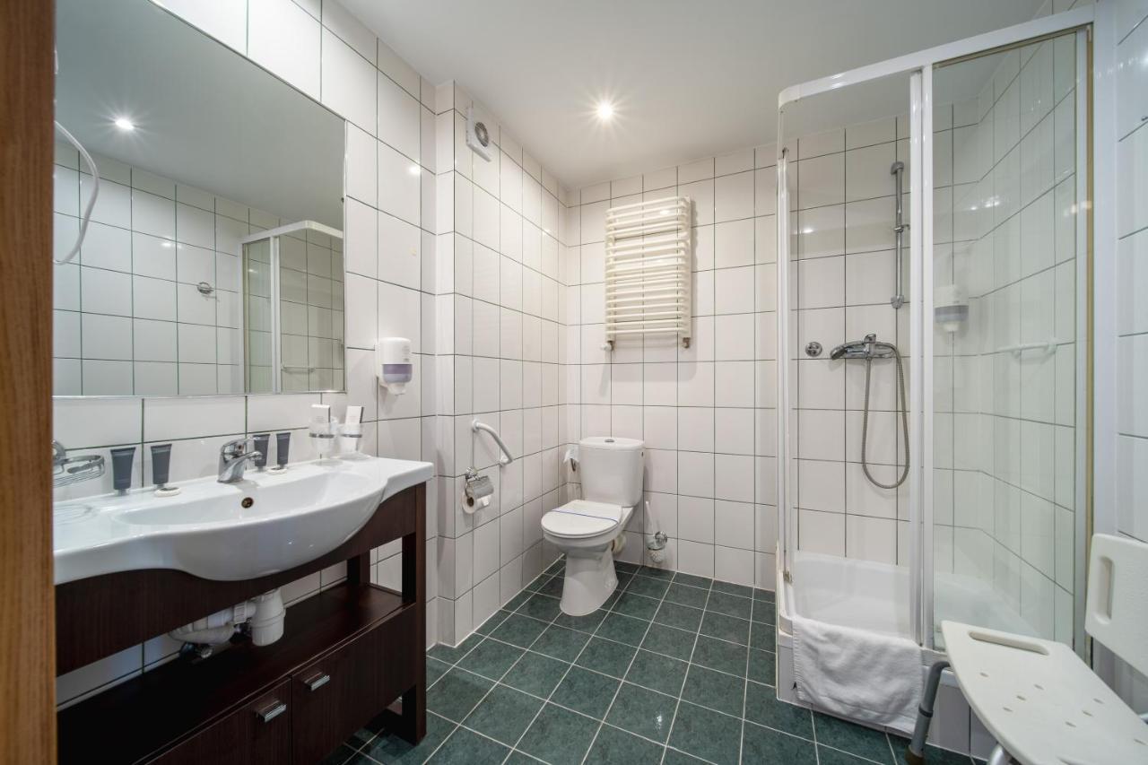 Hotel Gromada Medical Spa 부스코-즈드로이 외부 사진