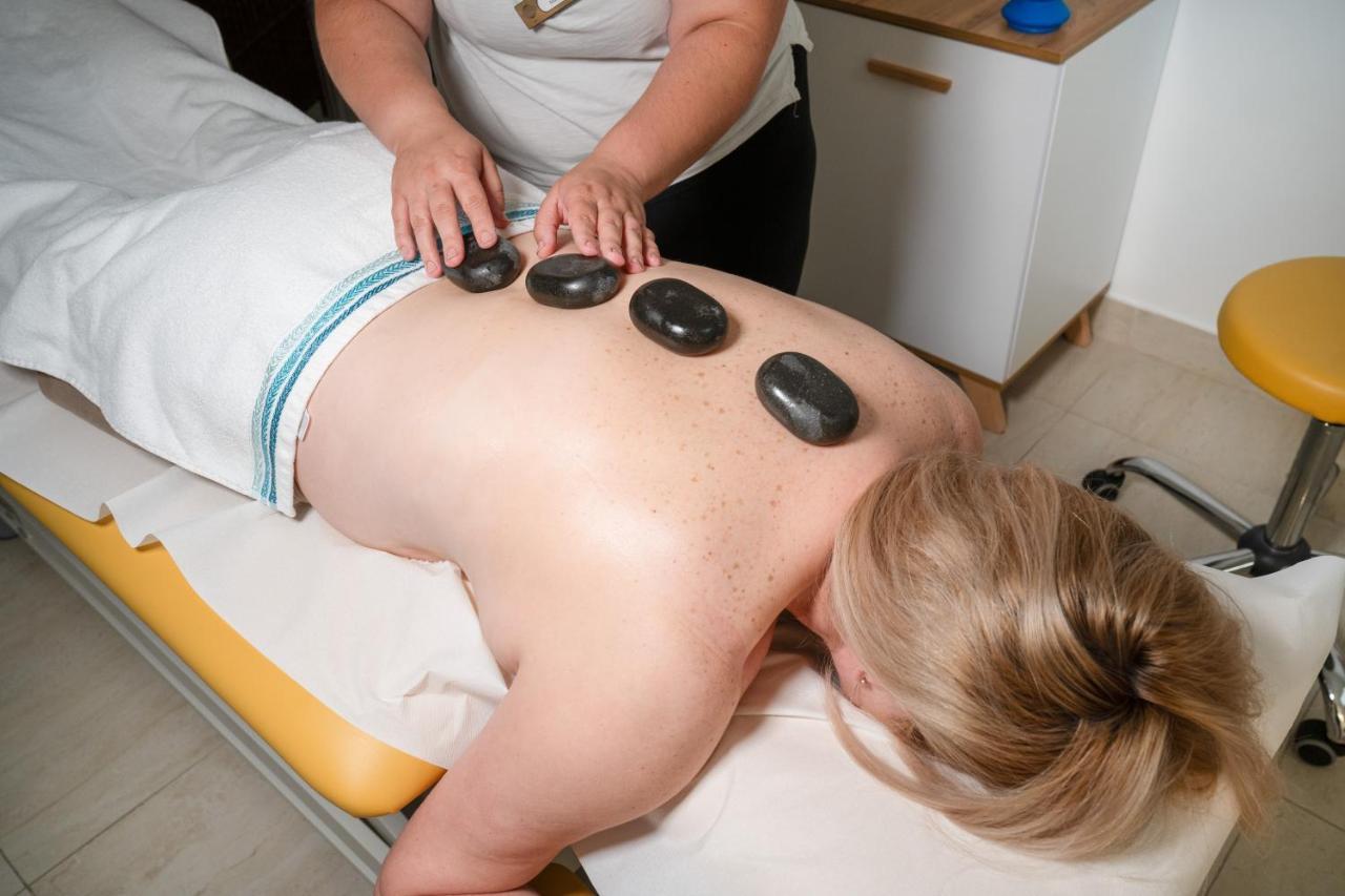 Hotel Gromada Medical Spa 부스코-즈드로이 외부 사진