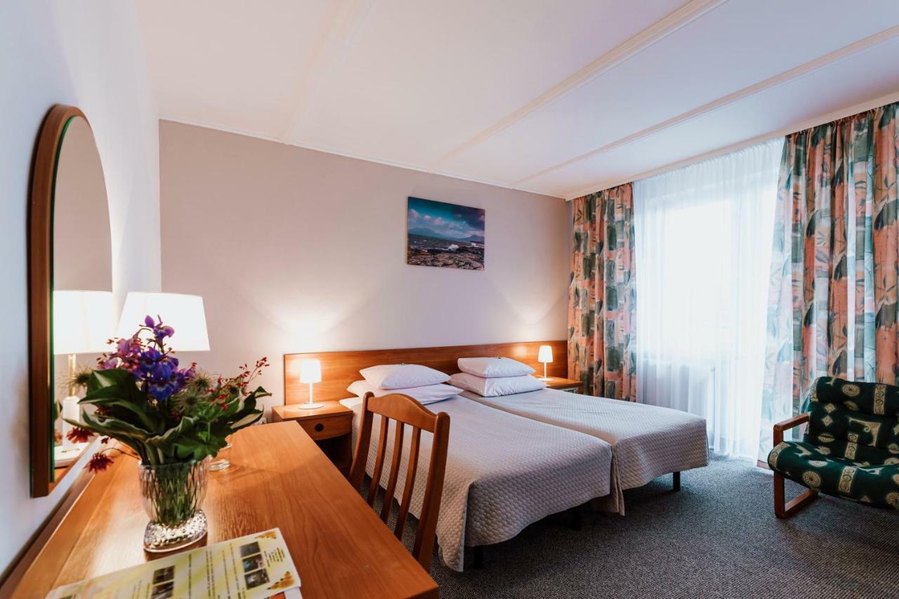 Hotel Gromada Medical Spa 부스코-즈드로이 외부 사진